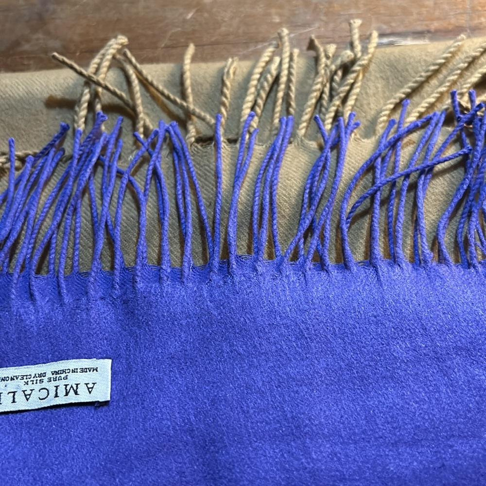 2 scarves - Picture 4 of 5